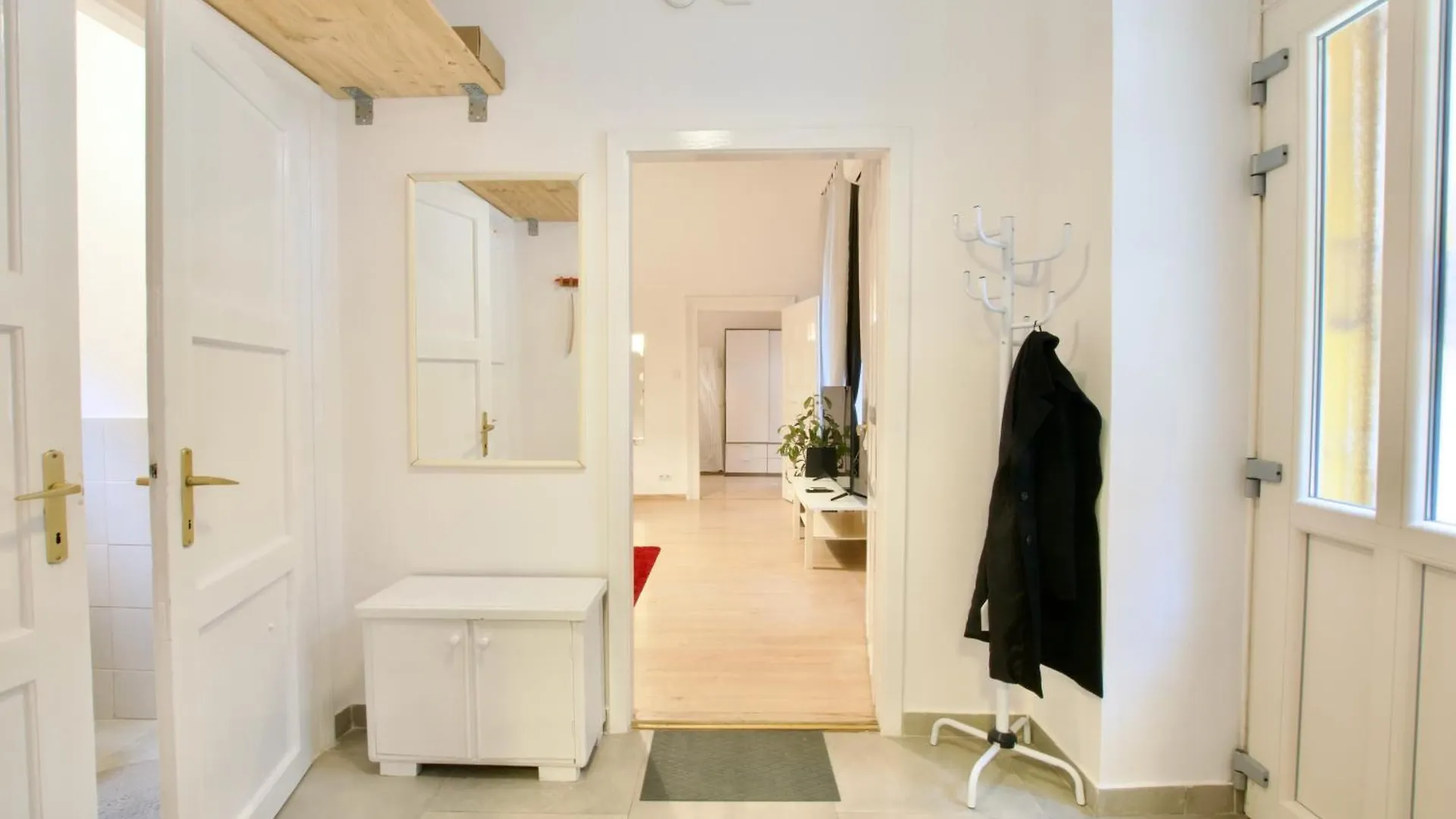 Standard Apartment By Hi5- Dob Street Budapeste